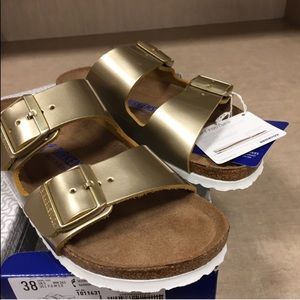 Birkenstock Metallic Gold Arizona Sandal (narrow)